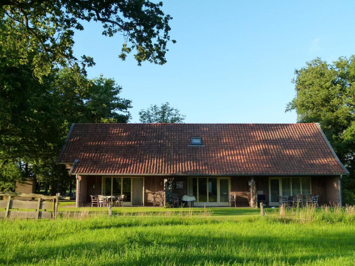 Peaceful Holiday Home With Roofed Terrace Geesteren  Esterno foto